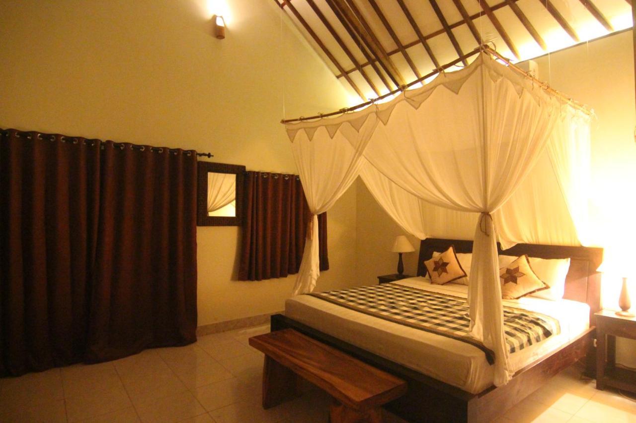 Batu Ampar Menjangan Hotell Banyuwedang Exteriör bild